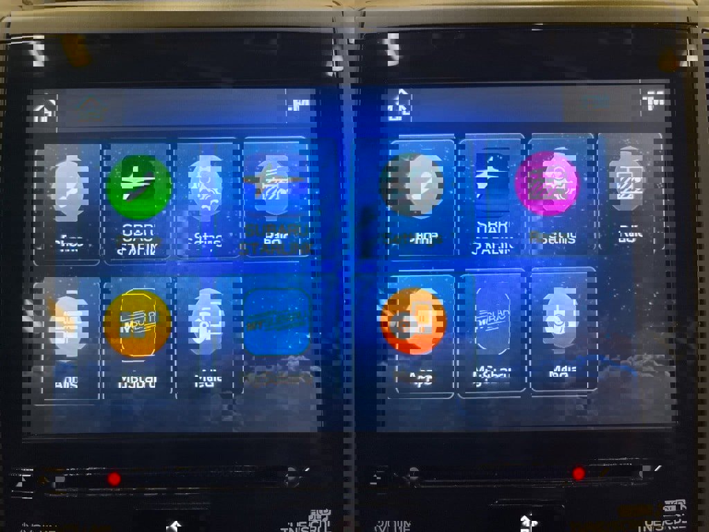 Used 2021 Subaru Crosstrek 2.5i Sport w/ Moonroof Package image 18