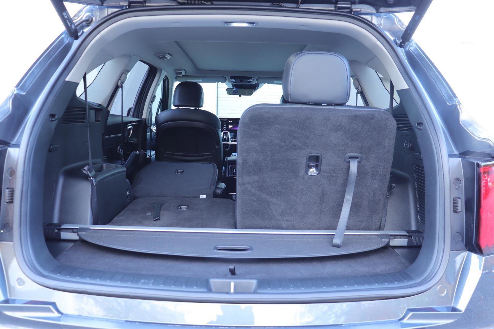 Used 2021 Kia Sorento SX image 16