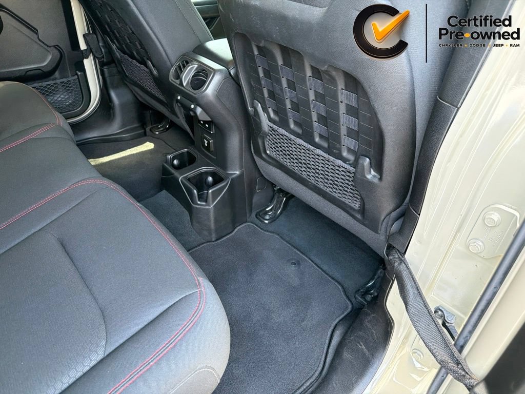Certified 2022 Jeep Wrangler Unlimited Rubicon w/ Dual Top Group AWD/4WD image 27