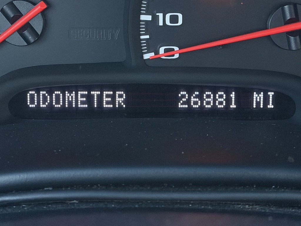 Used 2000 Chevrolet Corvette Coupe image 4