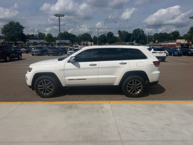 Used 2020 Jeep Grand Cherokee Limited AWD/4WD image 10