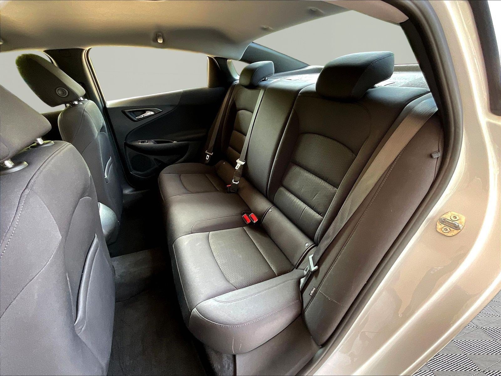 Used 2022 Chevrolet Malibu LS w/ Driver Confidence Package II FWD image 21