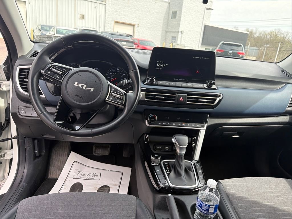 Certified 2023 Kia Seltos S w/ Navigation Package image 23