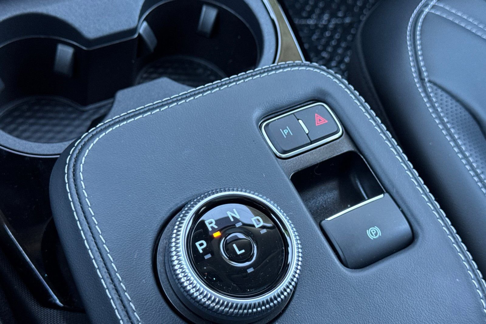 Used 2024 Ford Mustang Mach-E Premium image 27