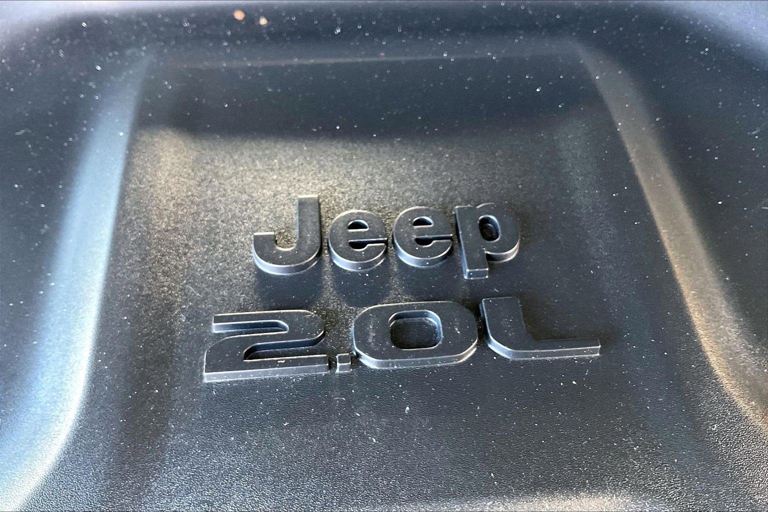 Used 2024 Jeep Wrangler Sahara w/ Technology Group image 29