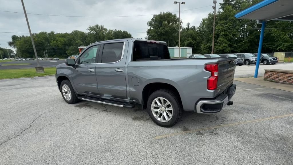 Used 2021 Chevrolet Silverado 1500 LTZ w/ LTZ Premium Package AWD/4WD image 6