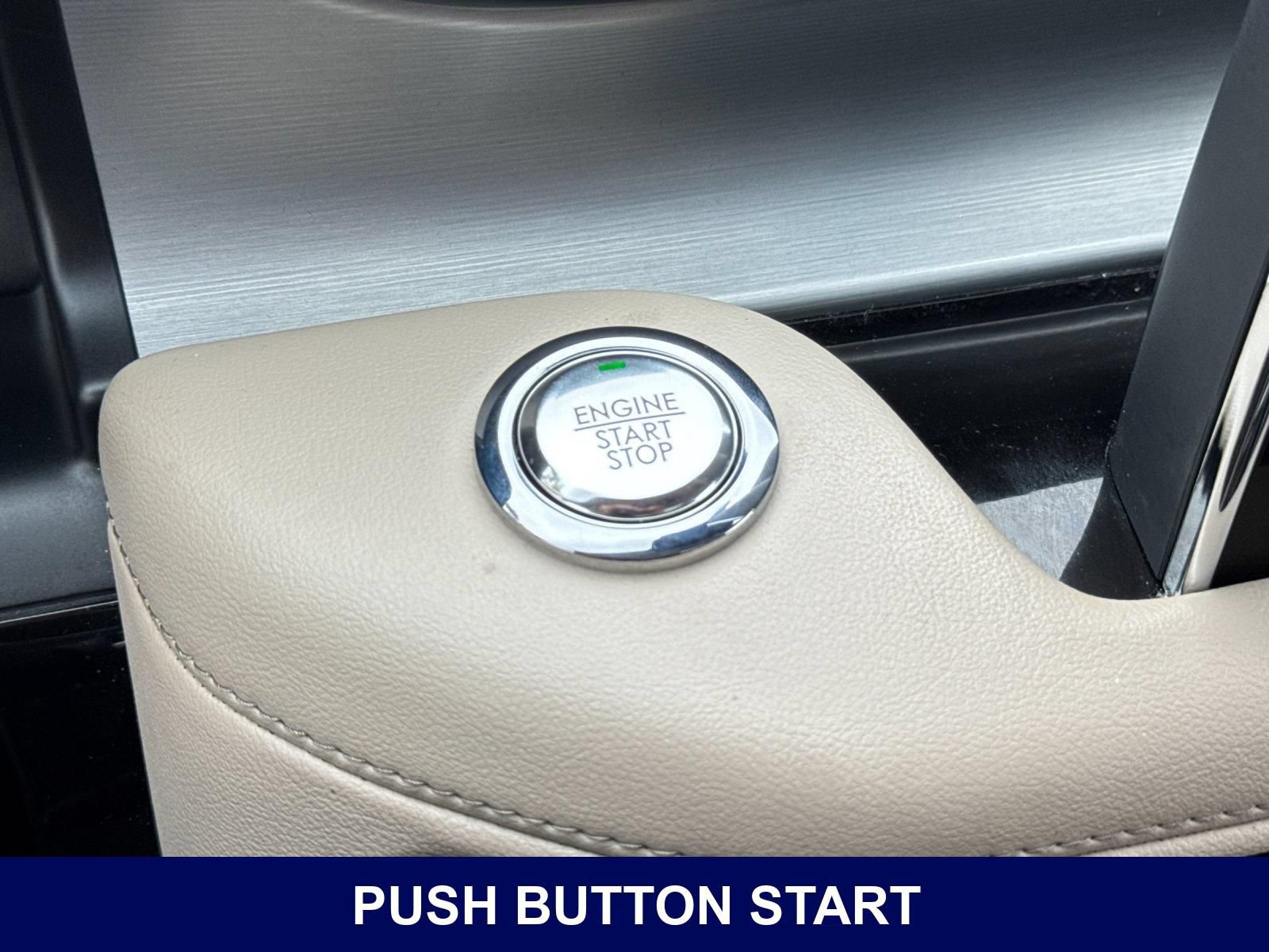 Used 2023 Lincoln Aviator 2WD w/ Premium Package image 28