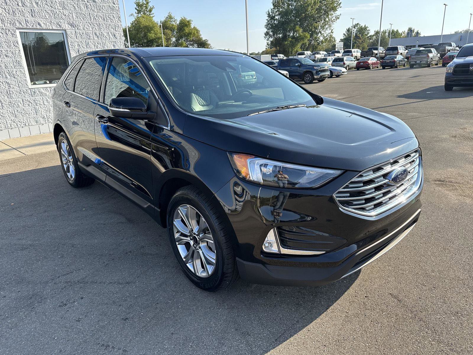 Used 2024 Ford Edge Titanium image 14
