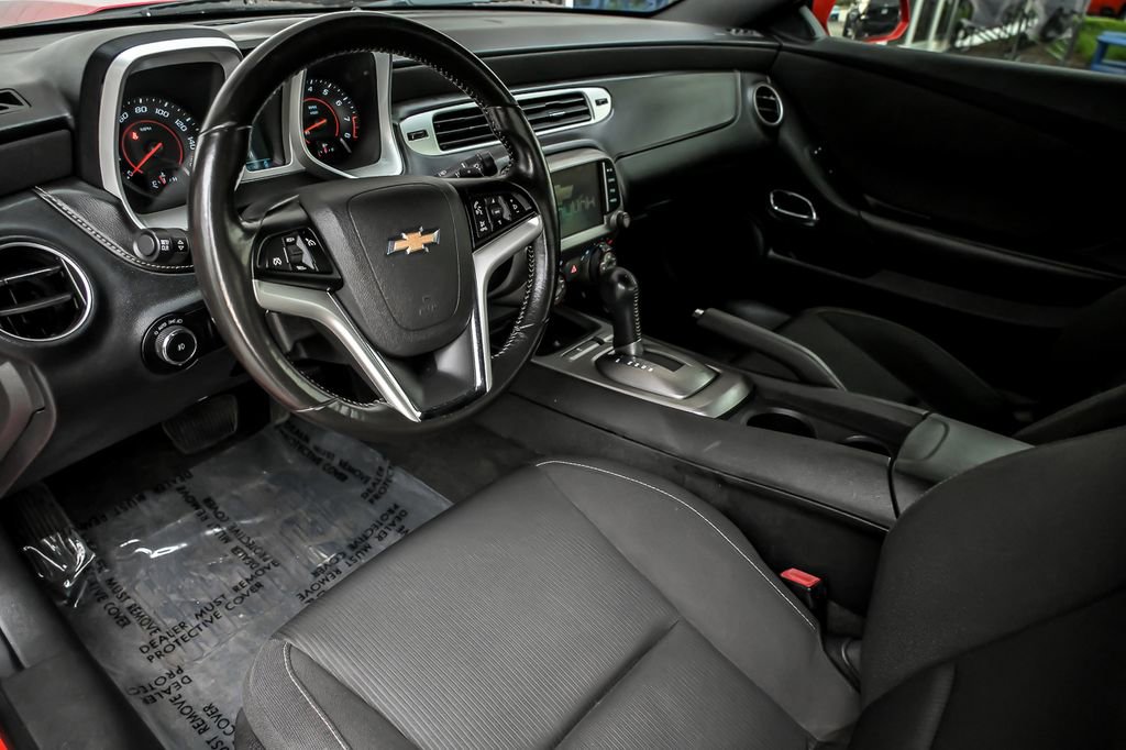Used 2014 Chevrolet Camaro LT RWD image 11