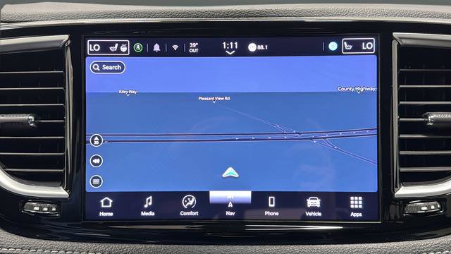 Used 2025 Chrysler Pacifica Limited image 15