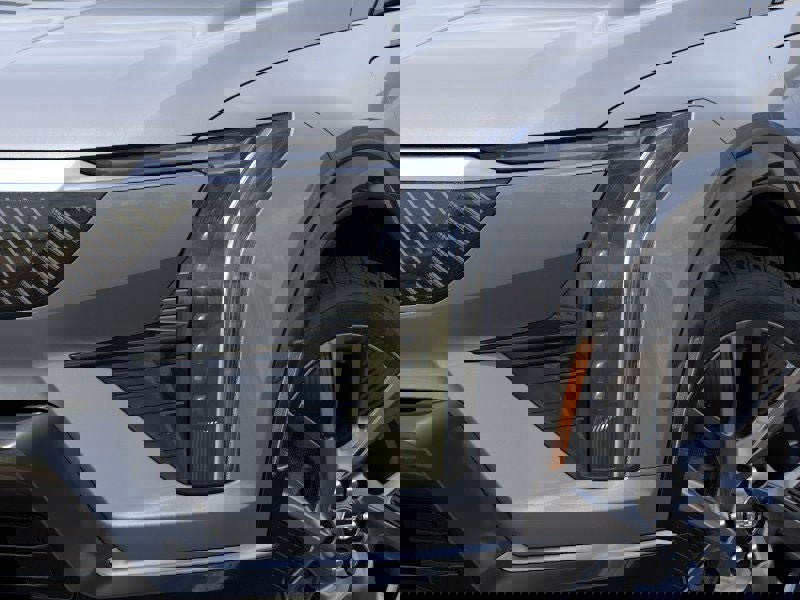 New 2025 Cadillac Optiq Luxury 1 w/ LPO, Floor Liner Package image 10