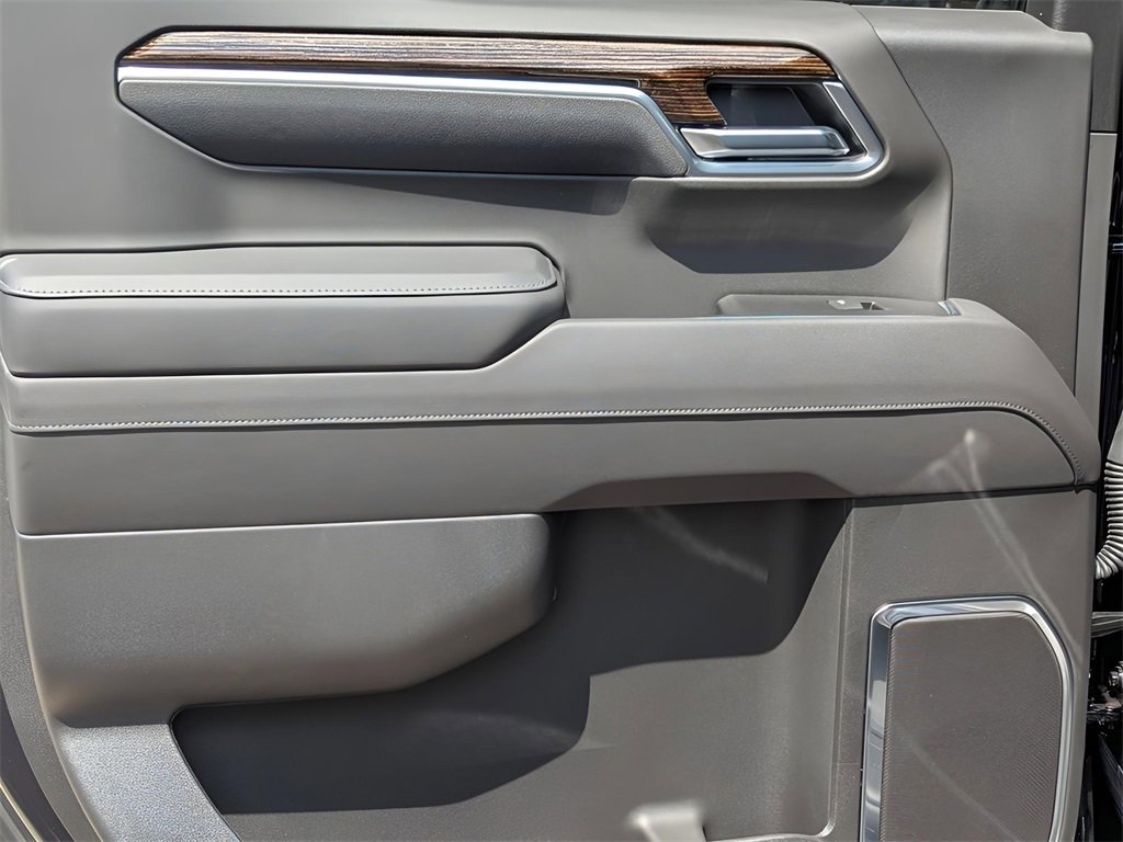 New 2026 GMC Sierra 1500 Elevation w/ Elevation Premium Package image 13
