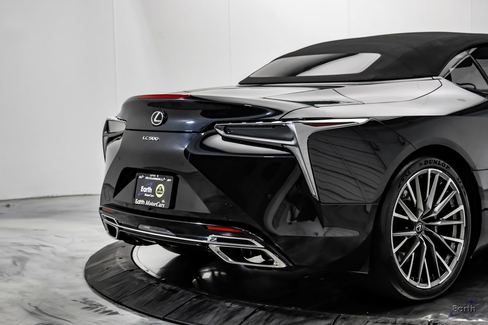 Used 2024 Lexus LC 500 Convertible w/ Touring Package RWD image 18