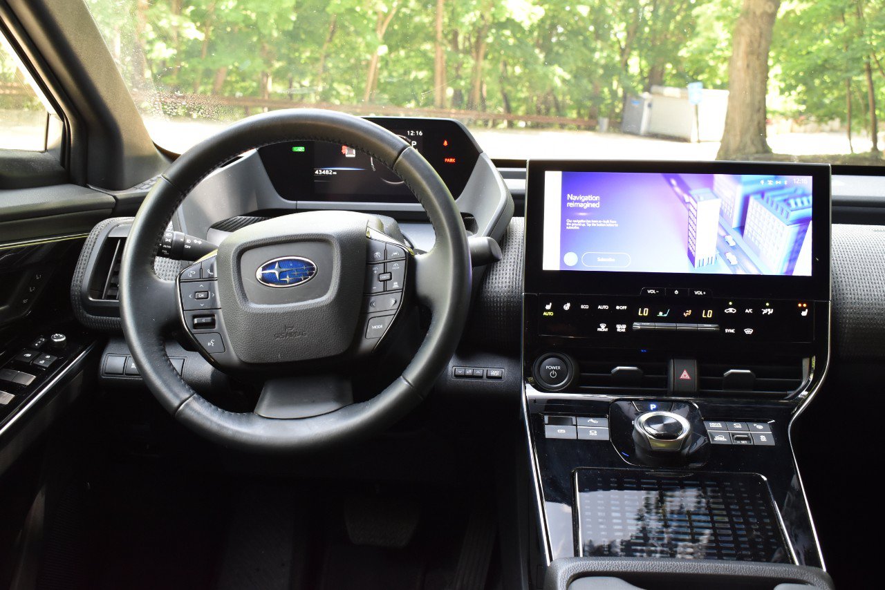 Used 2023 Subaru Solterra AWD image 22