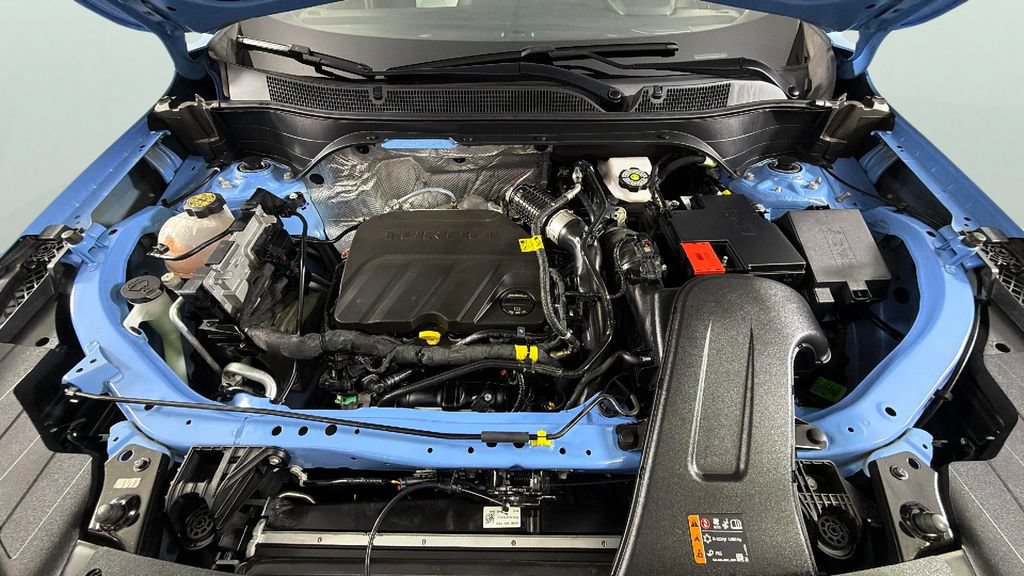 Certified 2024 Chevrolet Trax RS w/ Driver Confidence Package FWD image 37