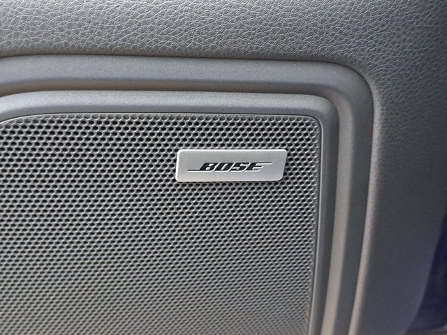 Certified 2025 Porsche Macan AWD/4WD image 26