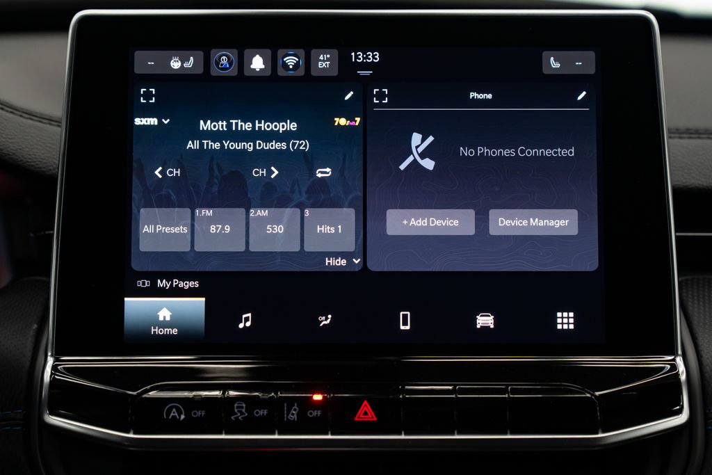 New 2026 Jeep Compass Latitude image 13