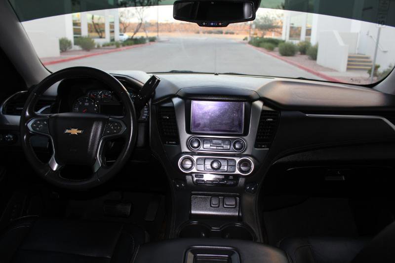 Used 2017 Chevrolet Suburban LT RWD image 19