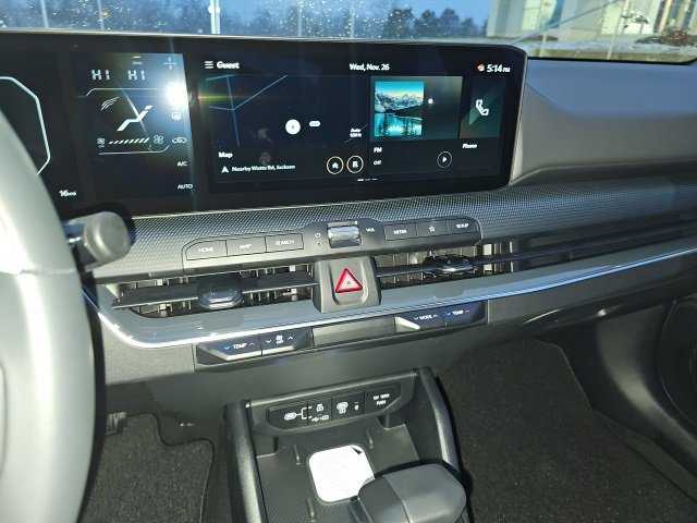 New 2025 Kia K4 GT-Line image 12