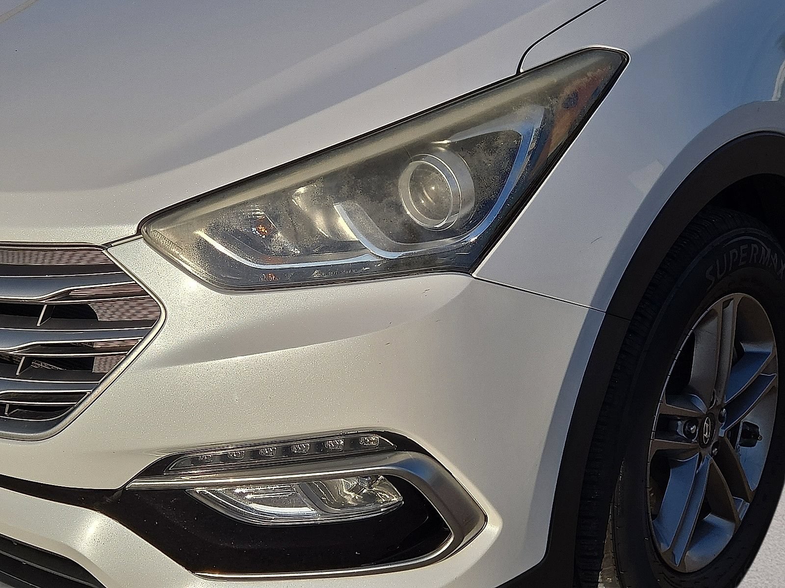 Used 2017 Hyundai Santa Fe Sport FWD image 9
