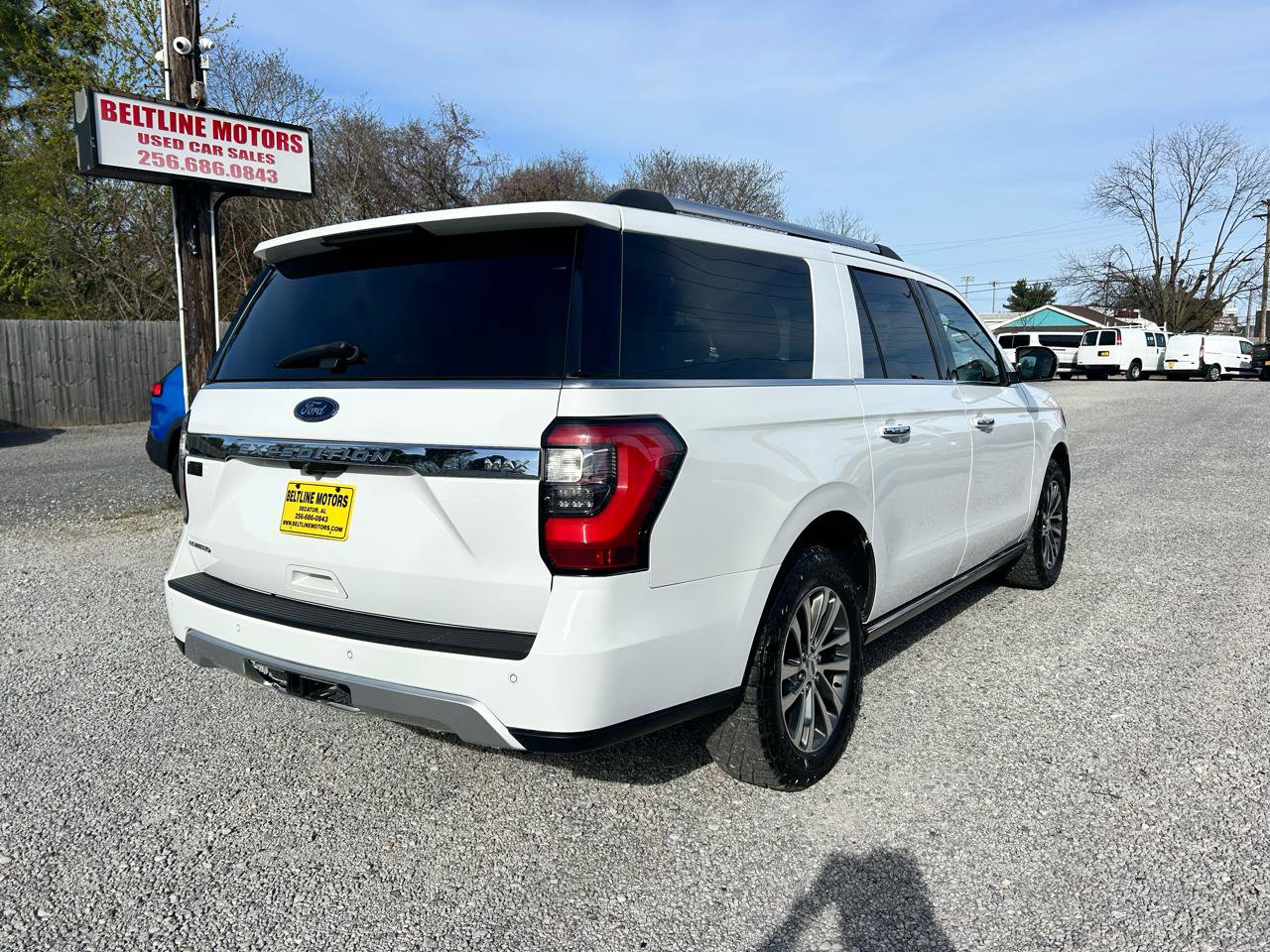 Used 2018 Ford Expedition Max Limited RWD image 2