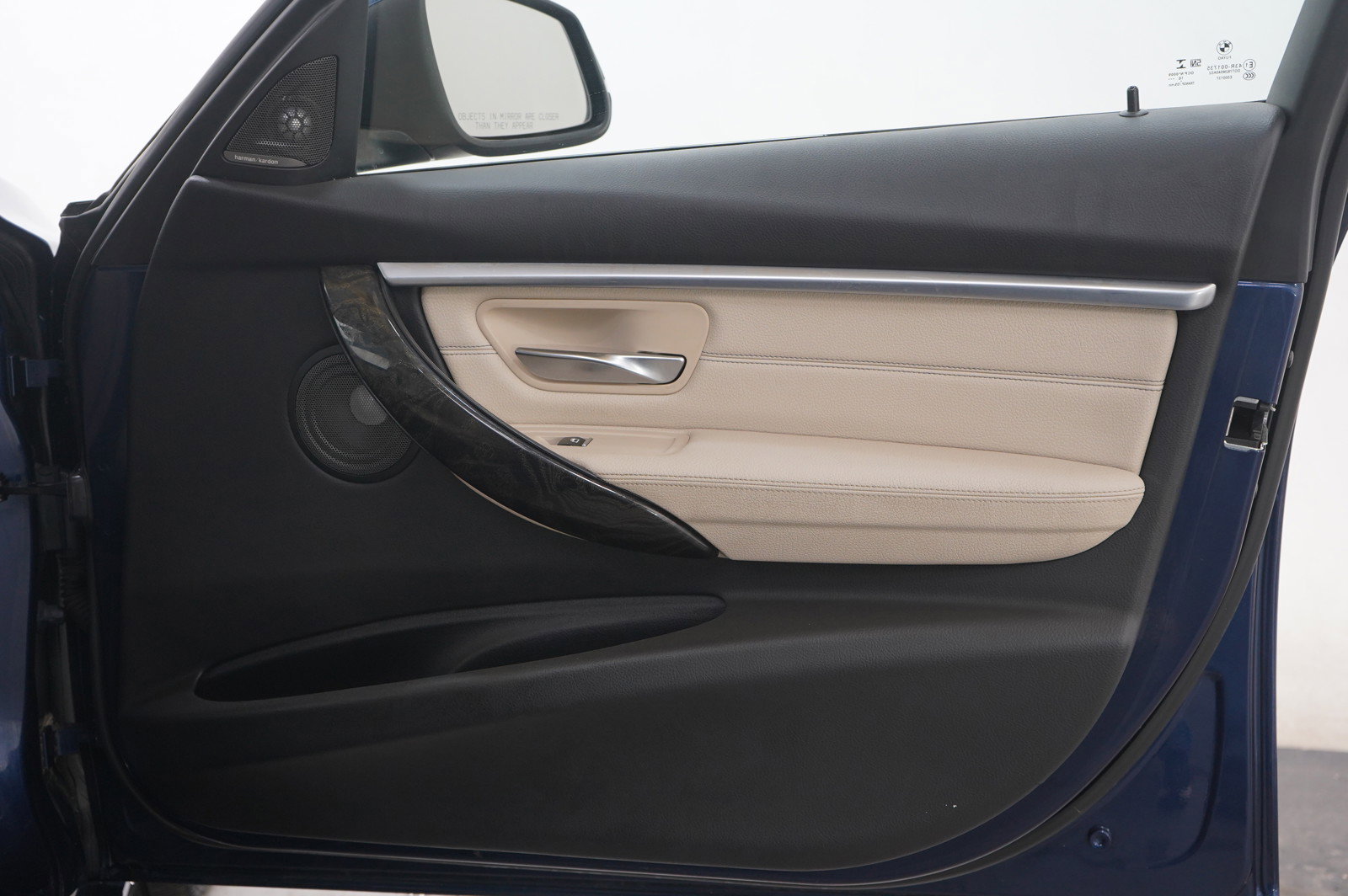 Used 2017 BMW 328d xDrive Sedan image 9