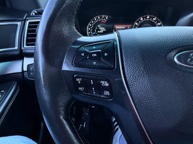Used 2016 Ford Explorer Platinum AWD/4WD image 29