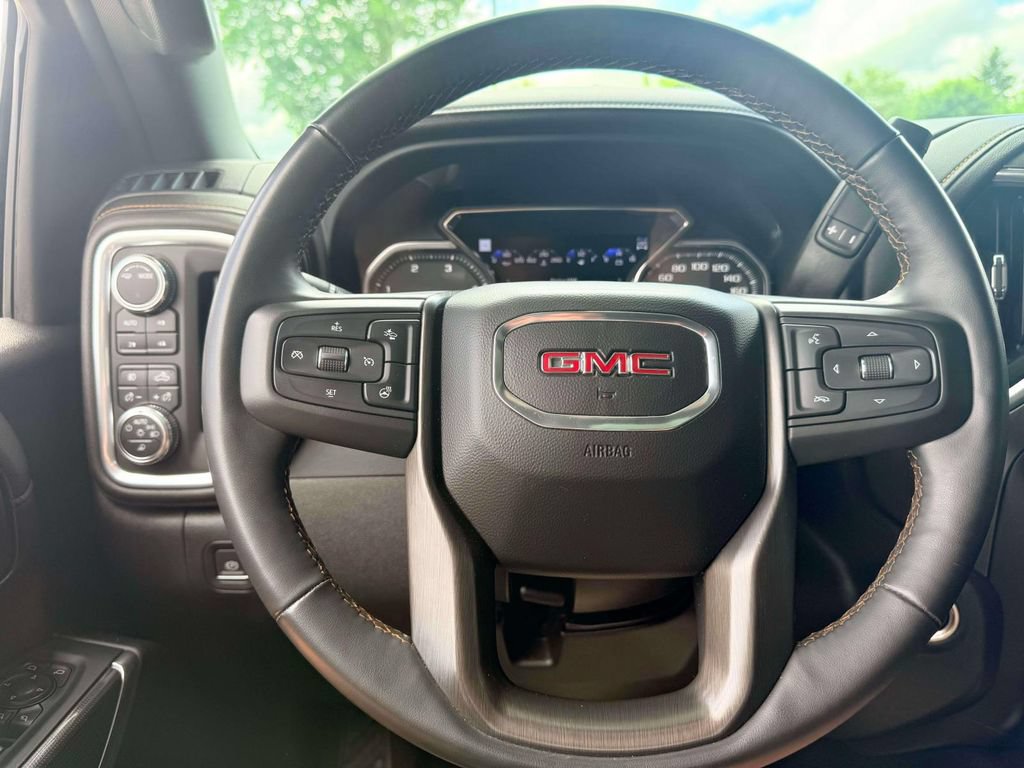 Used 2023 GMC Sierra 2500 AT4 w/ AT4 Premium Plus Package AWD/4WD image 20