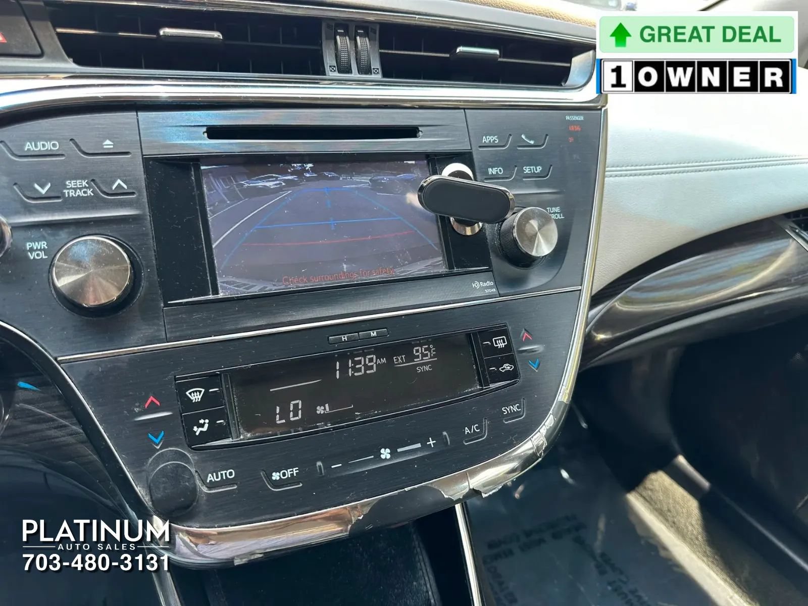 Used 2013 Toyota Avalon XLE Touring FWD image 10