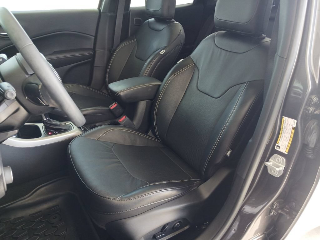 Used 2021 Jeep Compass Latitude w/ Sun and Sound Group FWD image 27