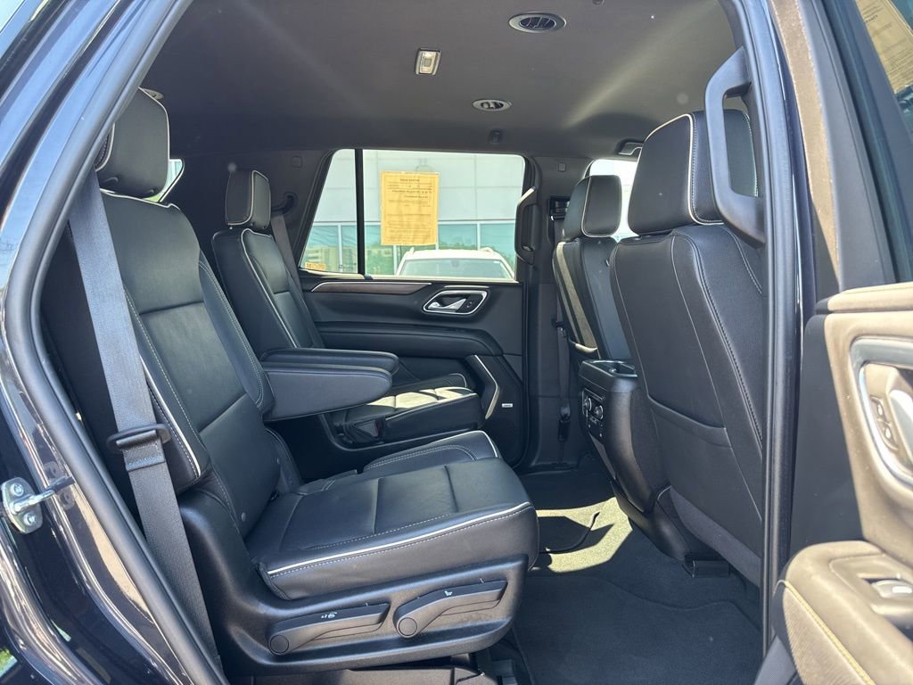 Used 2024 Chevrolet Tahoe Premier AWD/4WD image 28