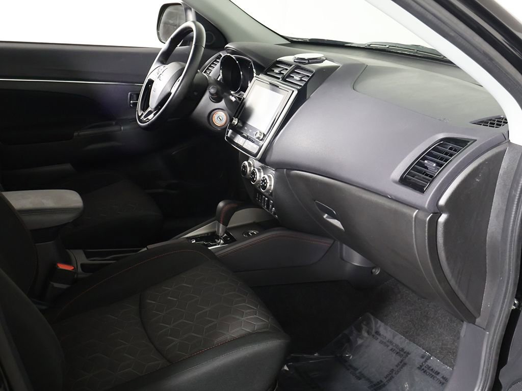 Used 2024 Mitsubishi Outlander Sport LE AWD/4WD image 21
