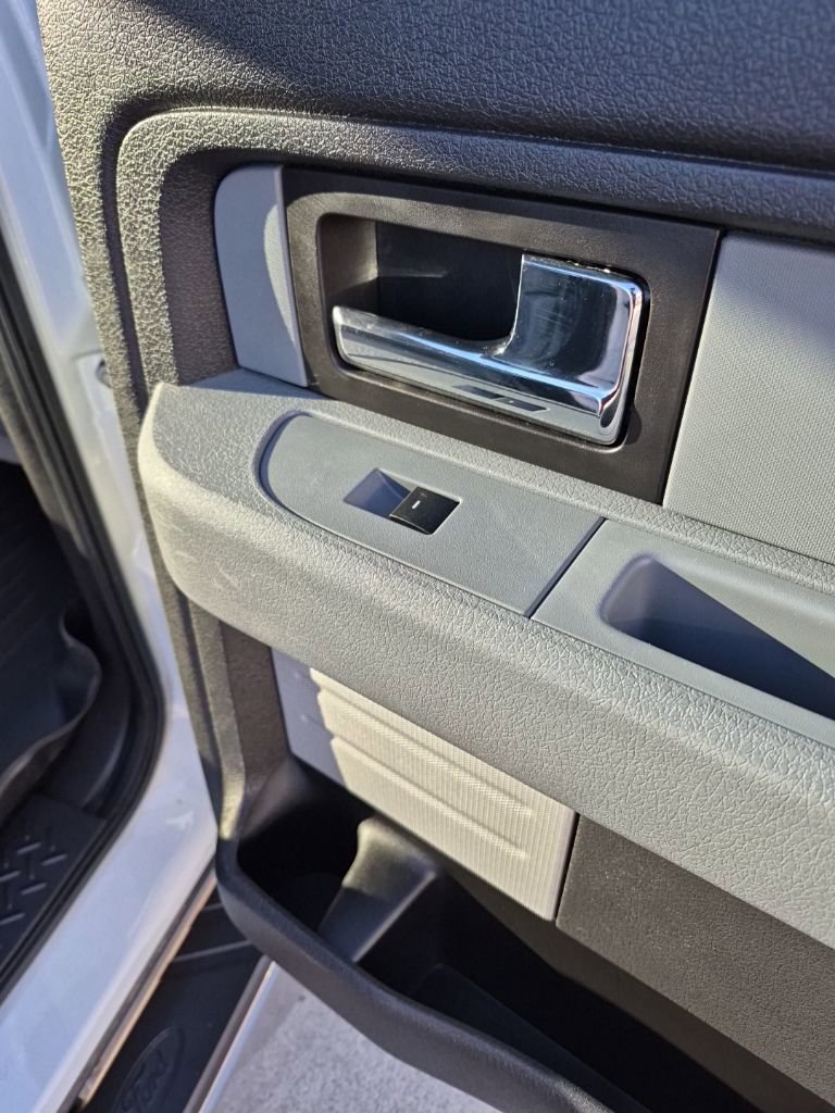 Used 2014 Ford F150 XLT w/ XLT Chrome Package RWD image 20