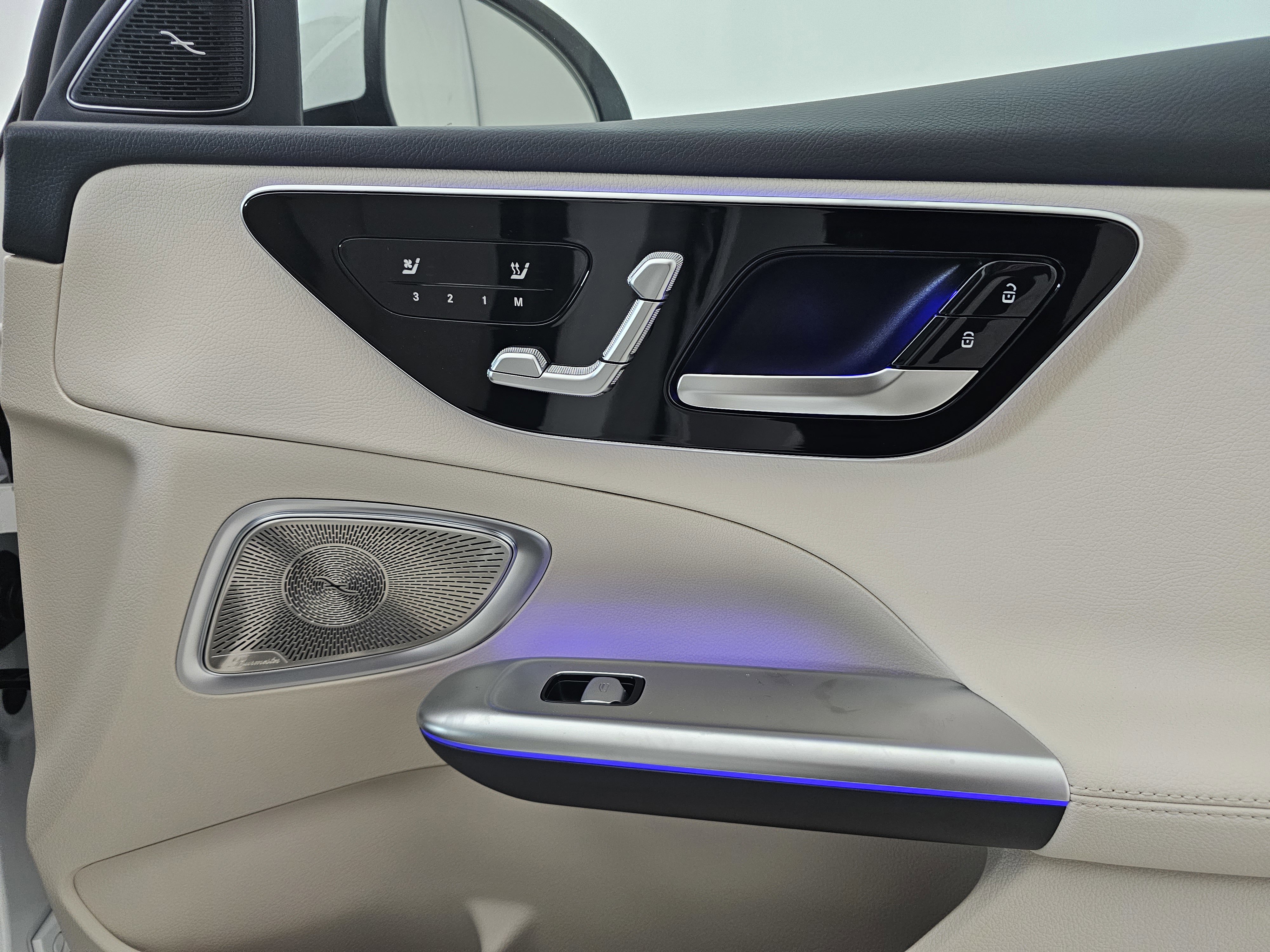 New 2026 Mercedes-Benz C 300 4MATIC Sedan image 18