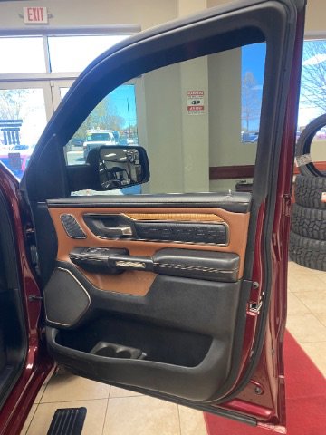 Used 2019 RAM 1500 Limited image 12