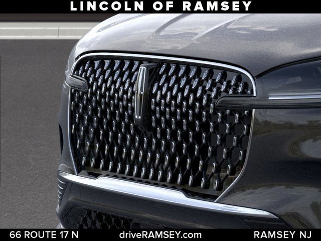 New 2026 Lincoln Aviator AWD image 18