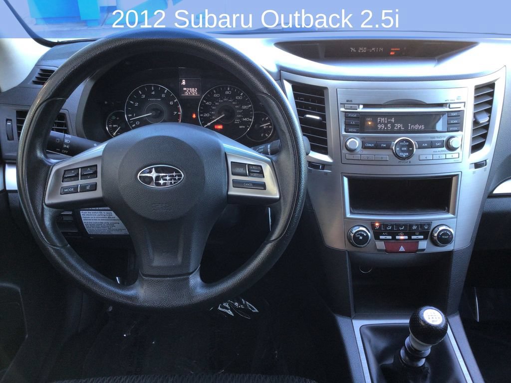 Used 2012 Subaru Outback 2.5i AWD/4WD image 2