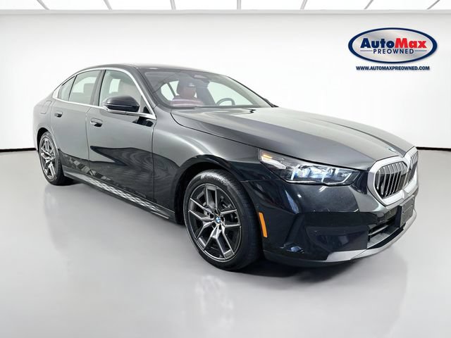 Used 2026 BMW 530i xDrive AWD/4WD image 1