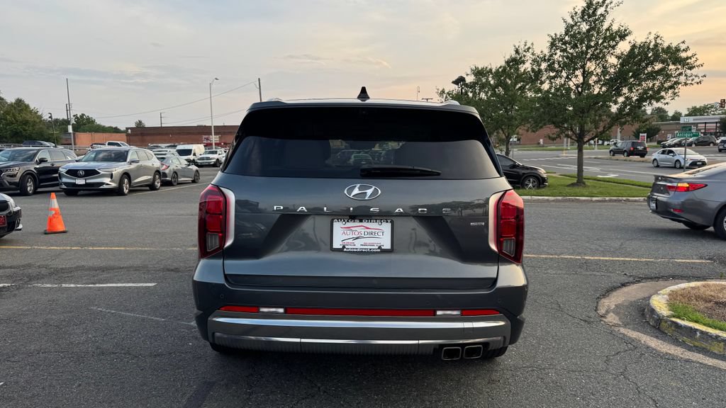 Used 2023 Hyundai Palisade Calligraphy AWD/4WD image 6