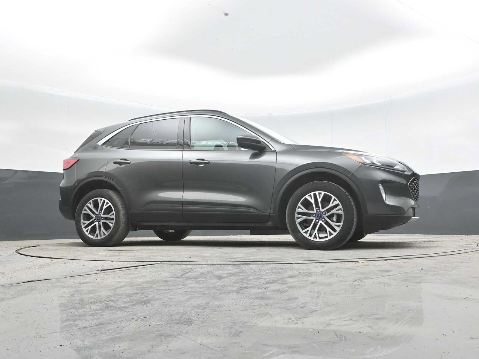 Used 2020 Ford Escape SEL AWD/4WD image 29