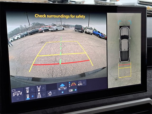 Used 2024 Toyota Tacoma Limited image 14