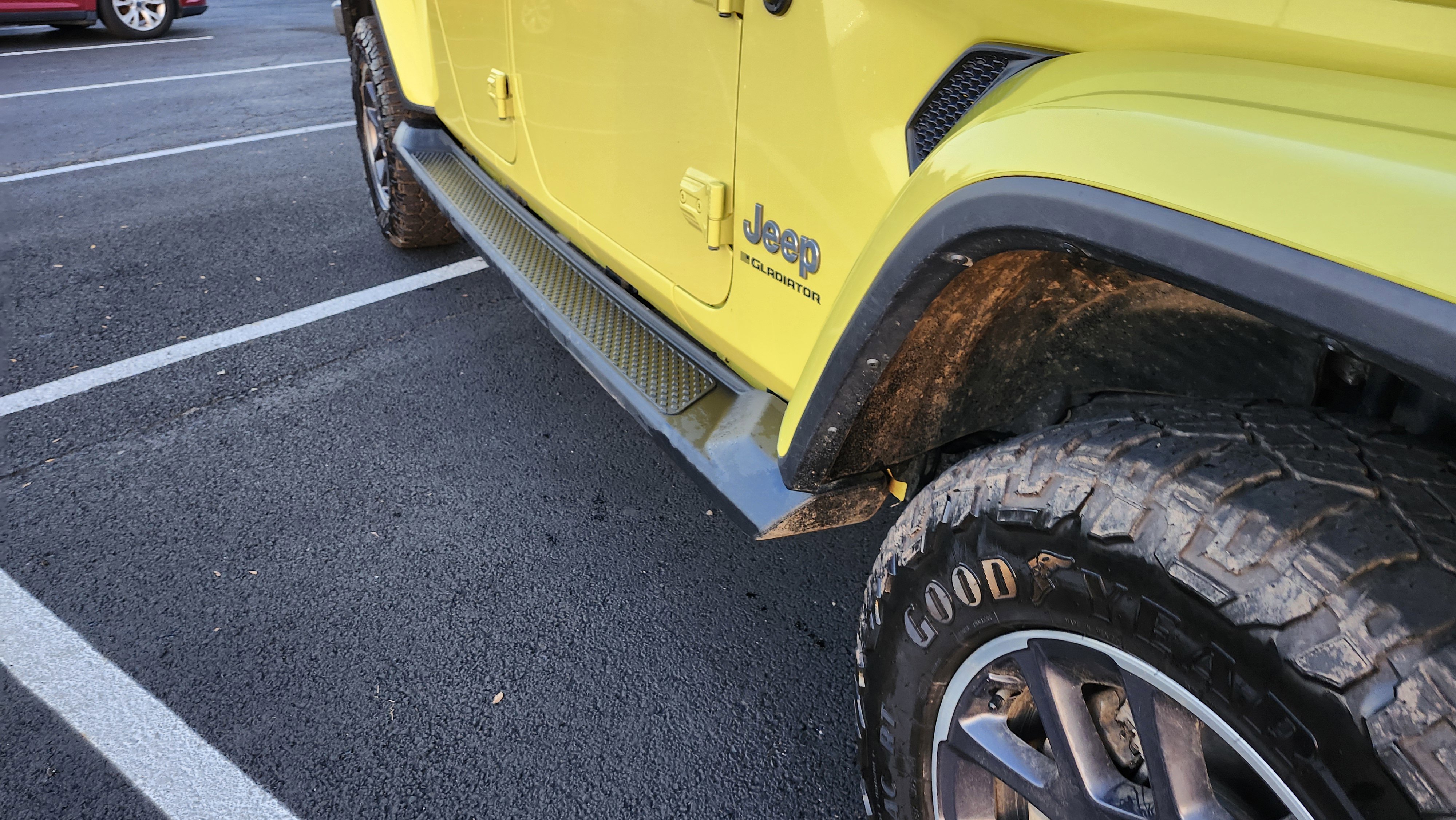 Used 2023 Jeep Gladiator Overland w/ Cold Weather Group image 32