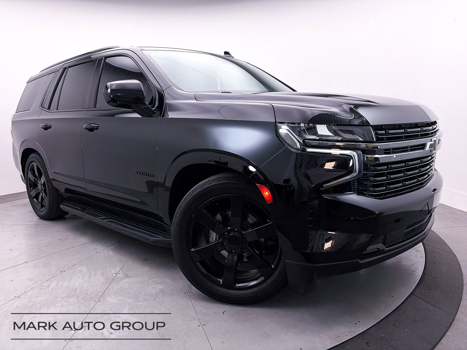 Used 2021 Chevrolet Tahoe RST RWD image 1