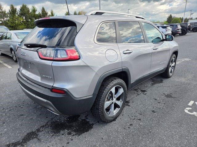 Used 2019 Jeep Cherokee Limited w/ Technology Group image 16