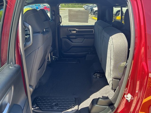 New 2026 RAM 1500 4x4 Crew Cab image 25