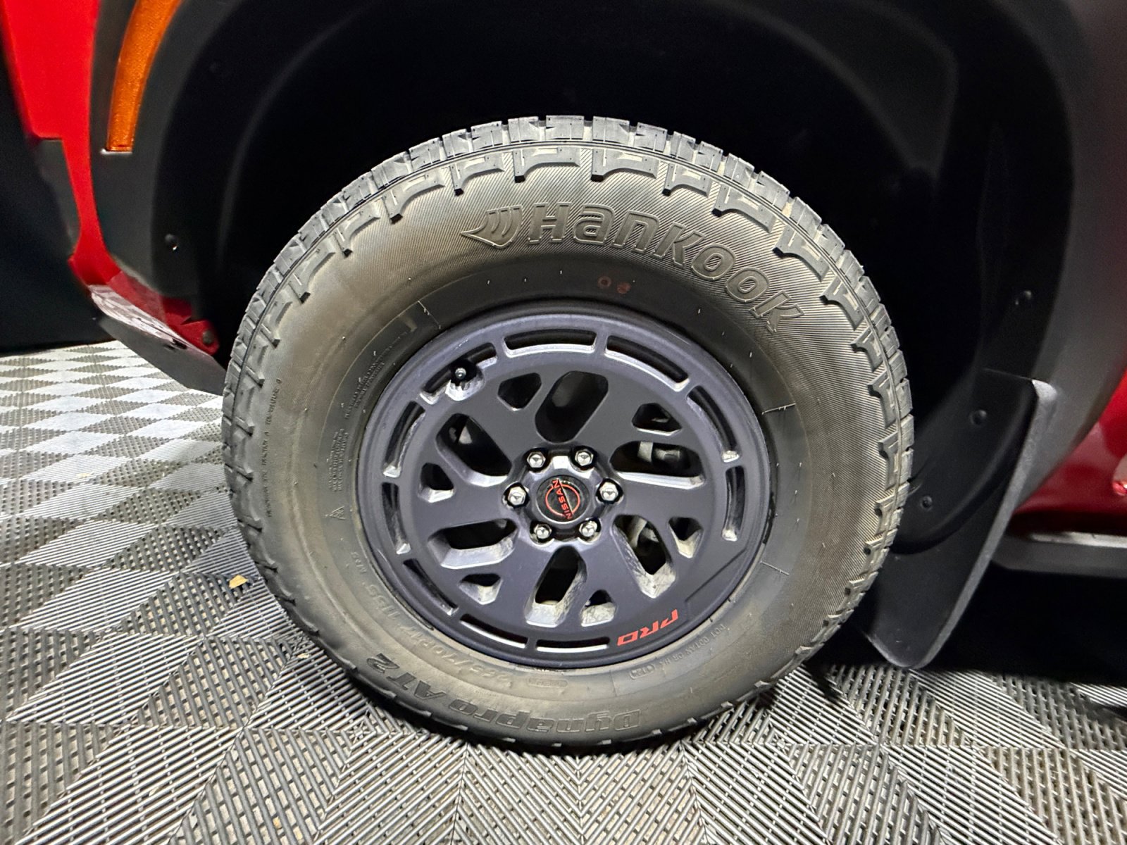 Certified 2025 Nissan Frontier PRO-4X AWD/4WD image 26