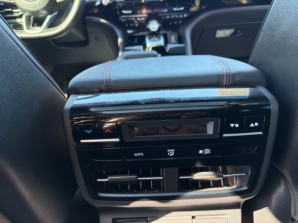 Used 2022 Acura MDX A-Spec image 31