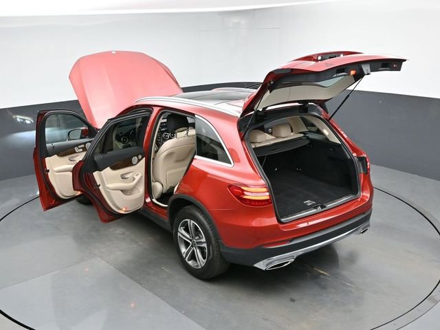 Used 2017 Mercedes-Benz GLC 300 4MATIC image 40