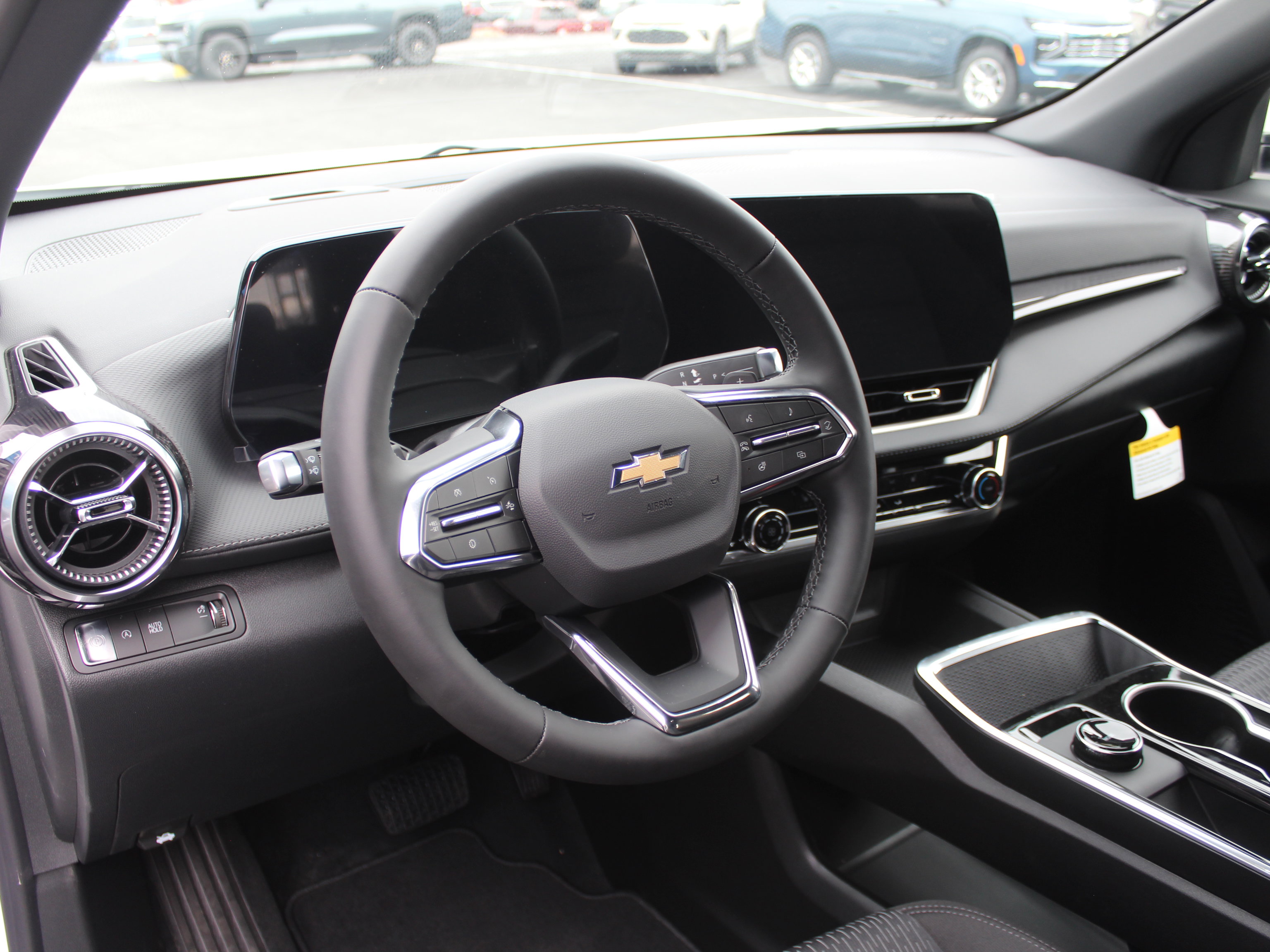 New 2026 Chevrolet Equinox LT w/ Safety and Technology Package image 10