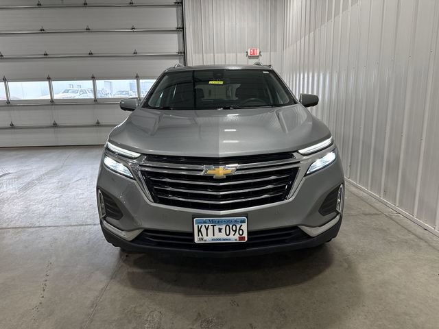 Used 2023 Chevrolet Equinox Premier image 3